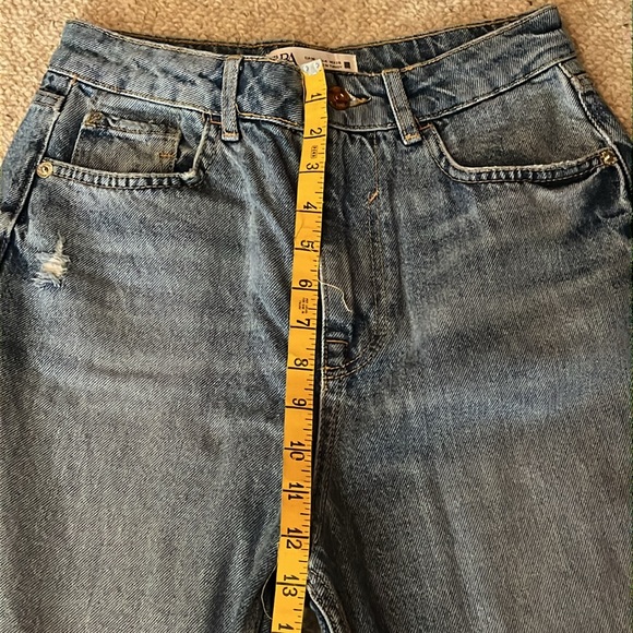 Zara high-waisted distressed jeans - Picture 7 of 9